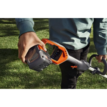 Χορτοκοπτικό Μπαταρίας Husqvarna 215iL με B70 and C80